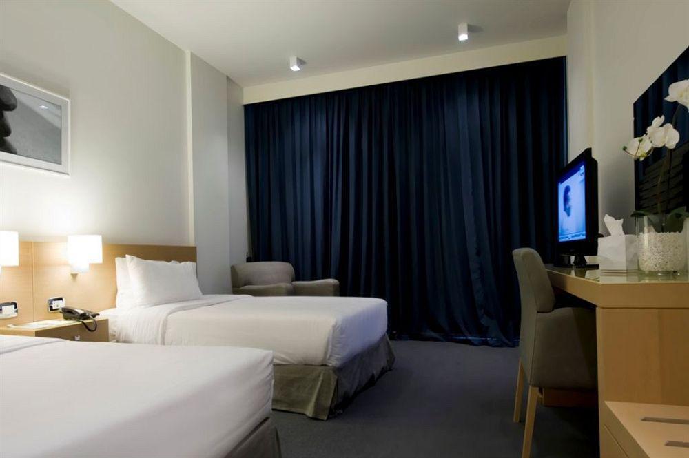 Cavalier 4* Beirut