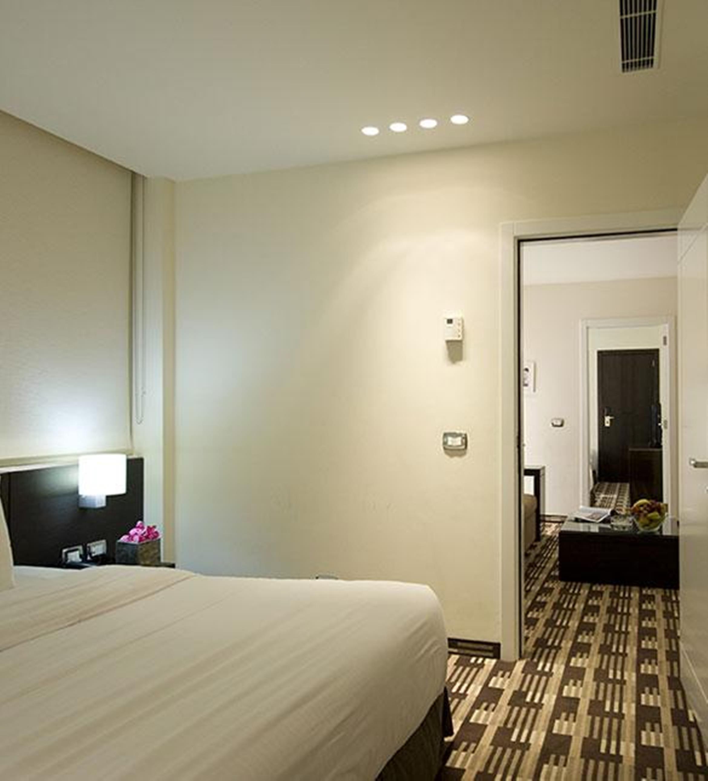 Cavalier Hotel 4*
